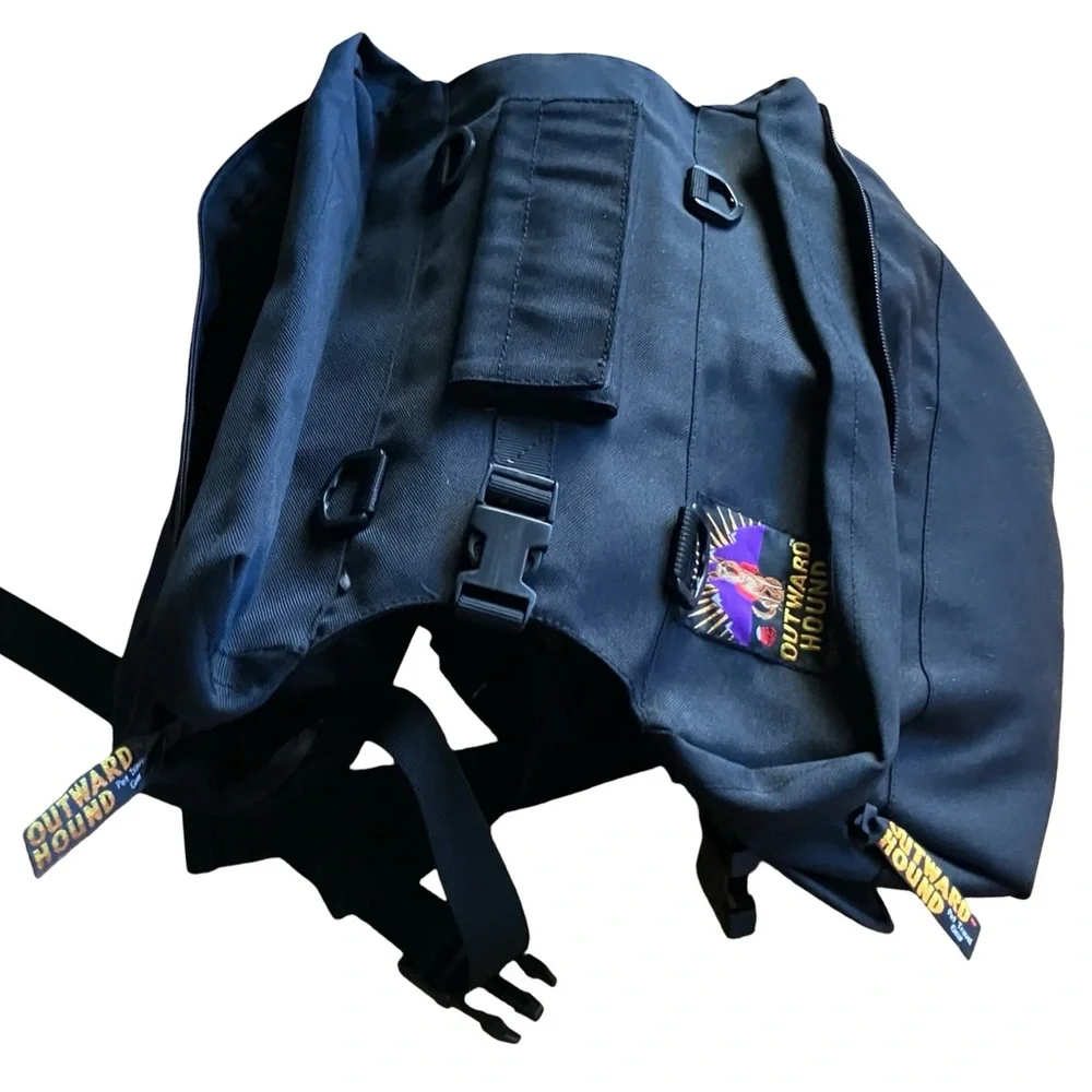 Outward Hound Dog Saddle Backpack Adjustable Black Medium Clip On Removable